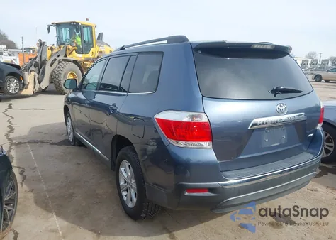 2011 Toyota Highlander Base V6 from USA, damaged, VIN 5TDBK3EH5BS066160